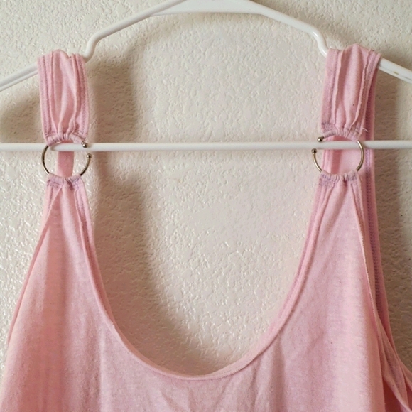 We the Free Light Pink Flowy Tank w/Metal Detail Size M - Picture 2 of 6